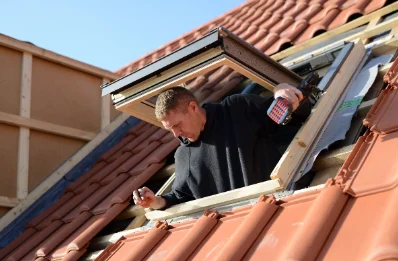 Pose de fenêtres de toit Velux à Sembas